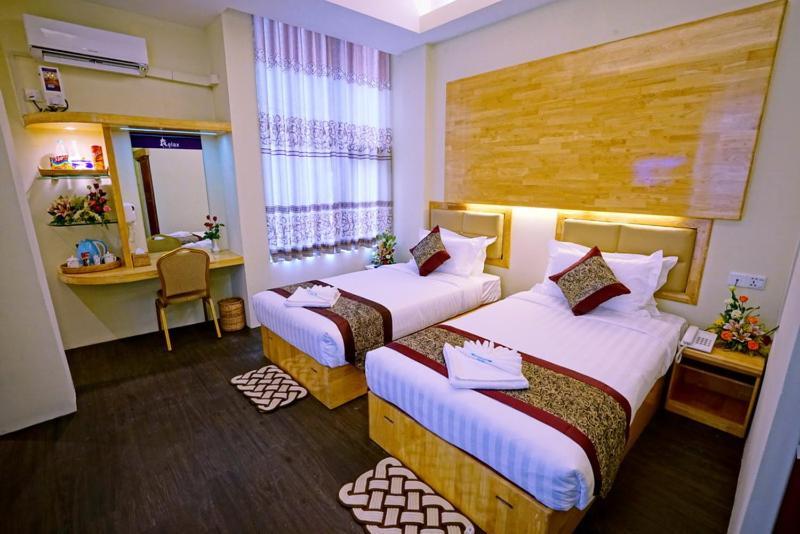 Relax Mandalay Hotel Exterior foto