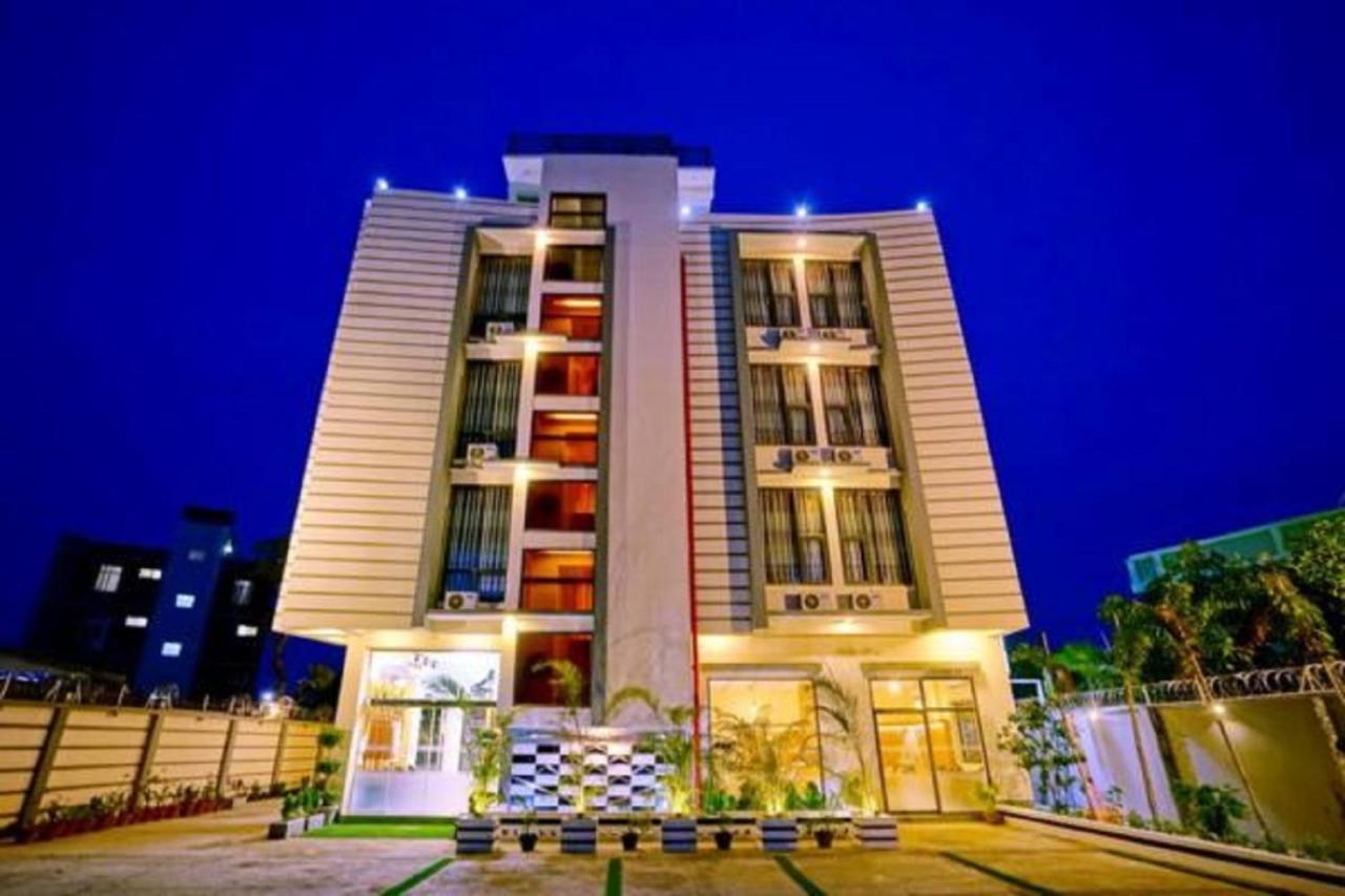 Relax Mandalay Hotel Exterior foto