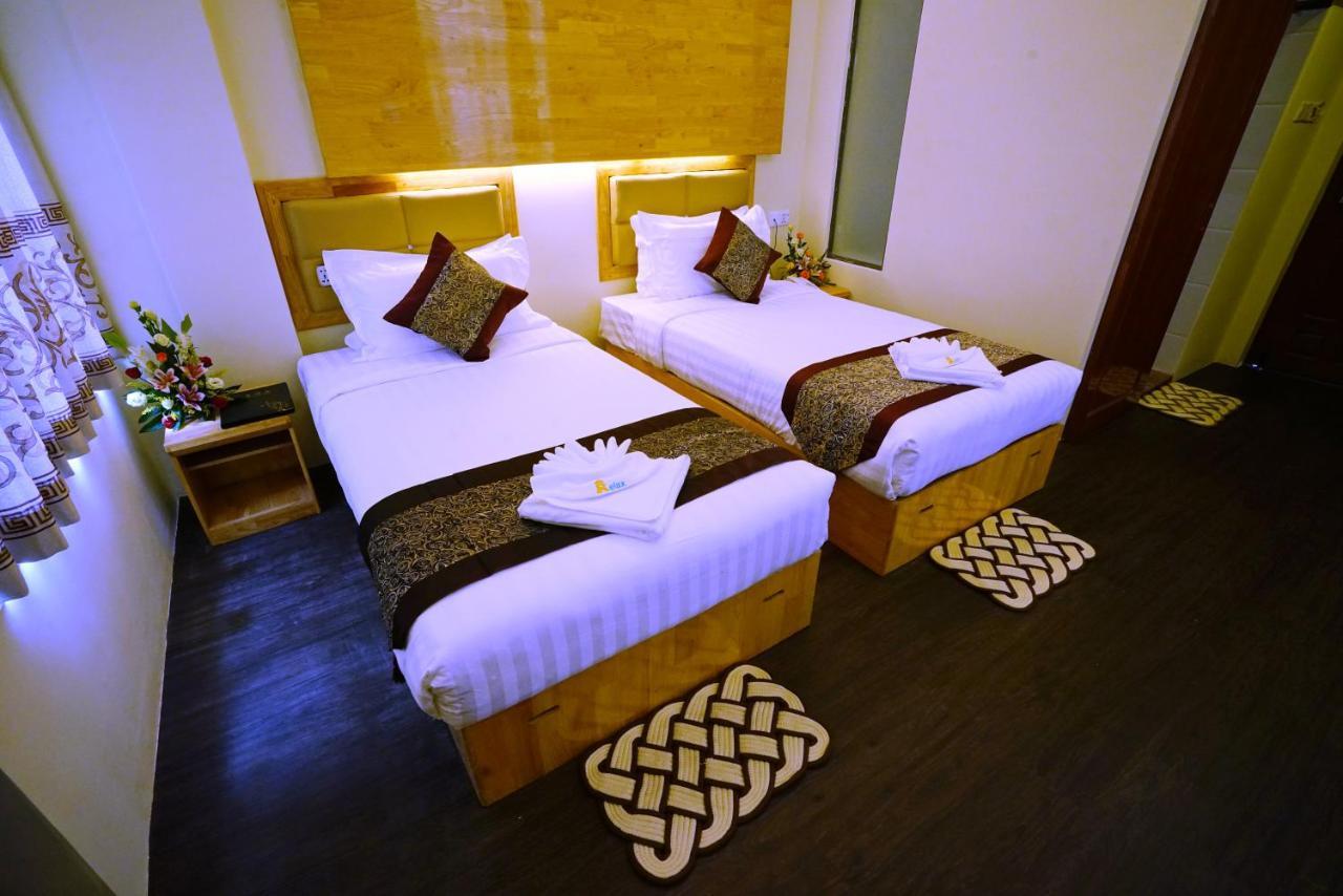 Relax Mandalay Hotel Exterior foto
