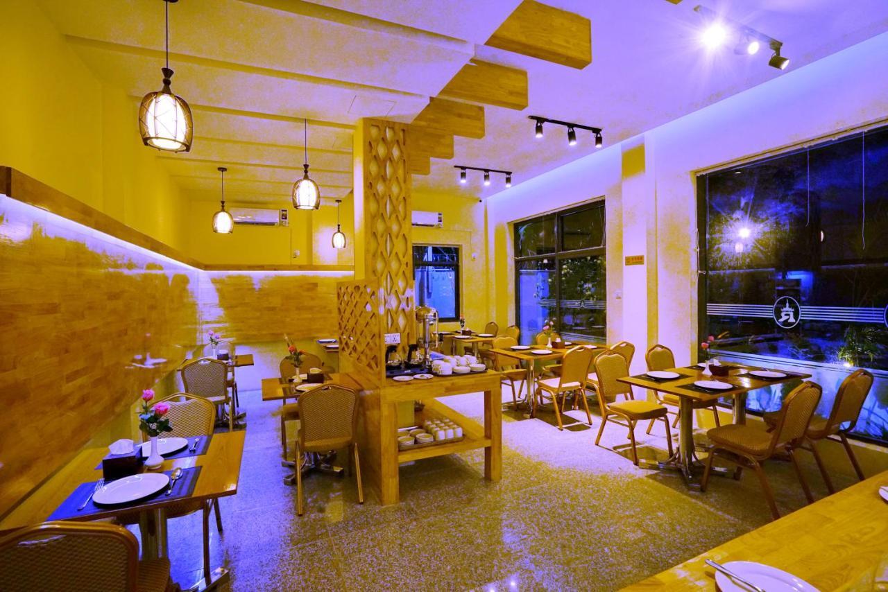 Relax Mandalay Hotel Exterior foto