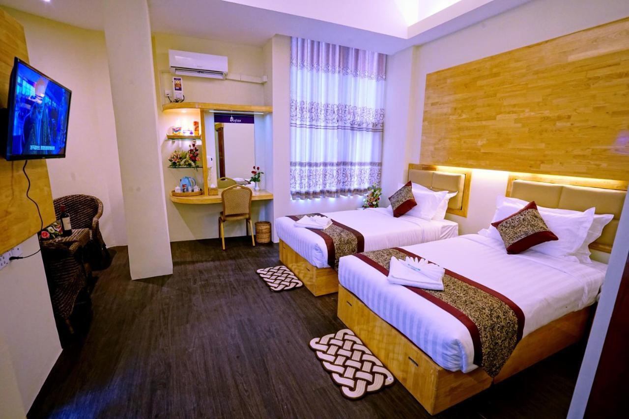 Relax Mandalay Hotel Exterior foto